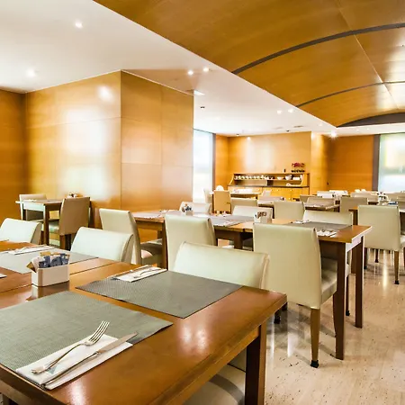 فندق Eurostars Cristal Palace 4*